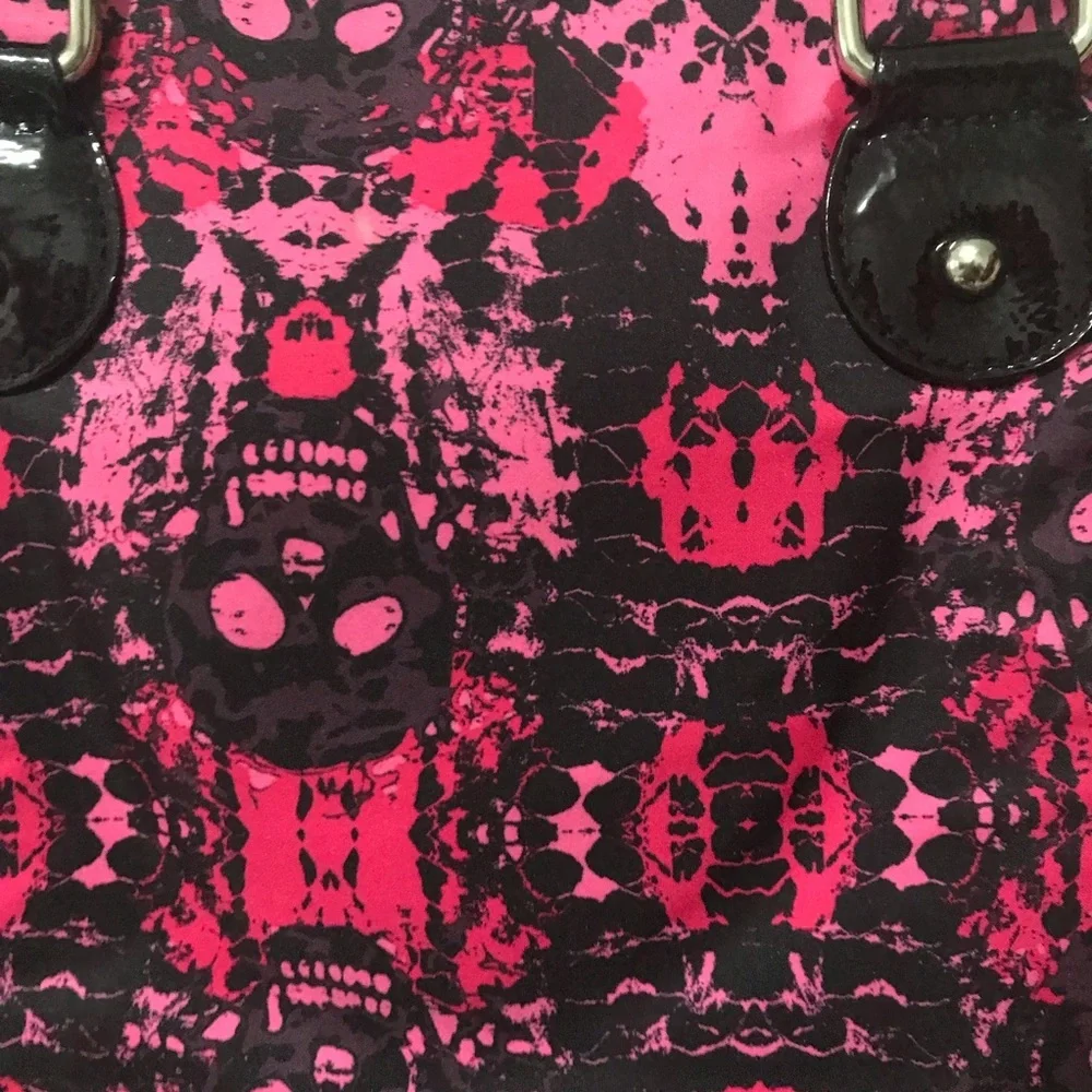 Betsey Johnson Hot Pink Dead Head Skull Laptop Bag